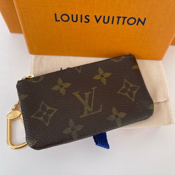 LOUIS VUITTON VINTAGE MONOGRAM KEY POUCH - Picture 6 of 9